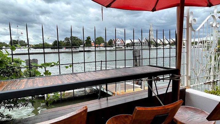 Breakfast with a View at Vivi The Coffee Place