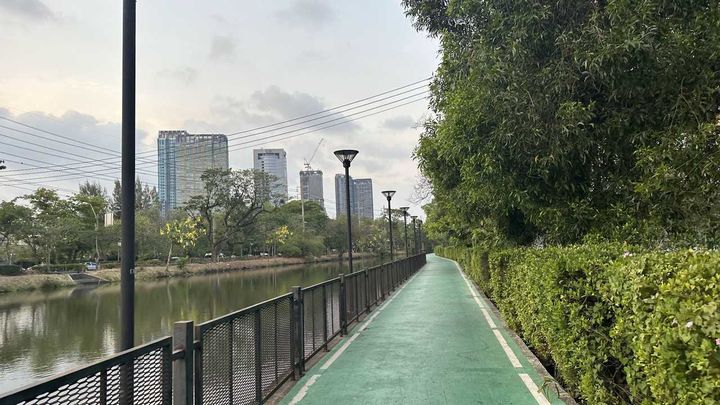 Wachirabenchathat Park