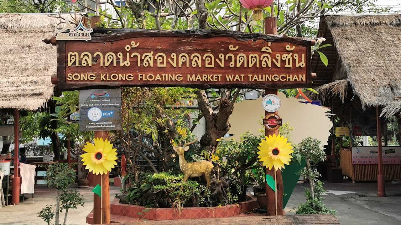 Song Khlong Floating Market