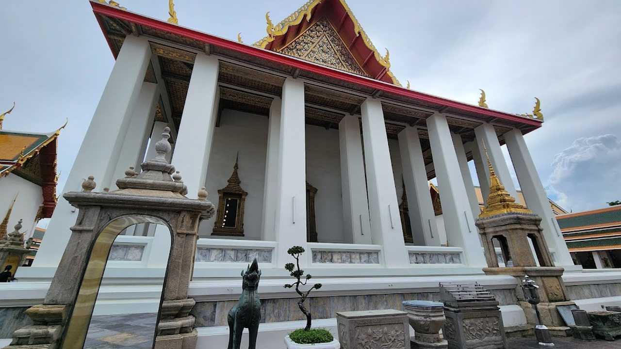 The Reclining Buddha