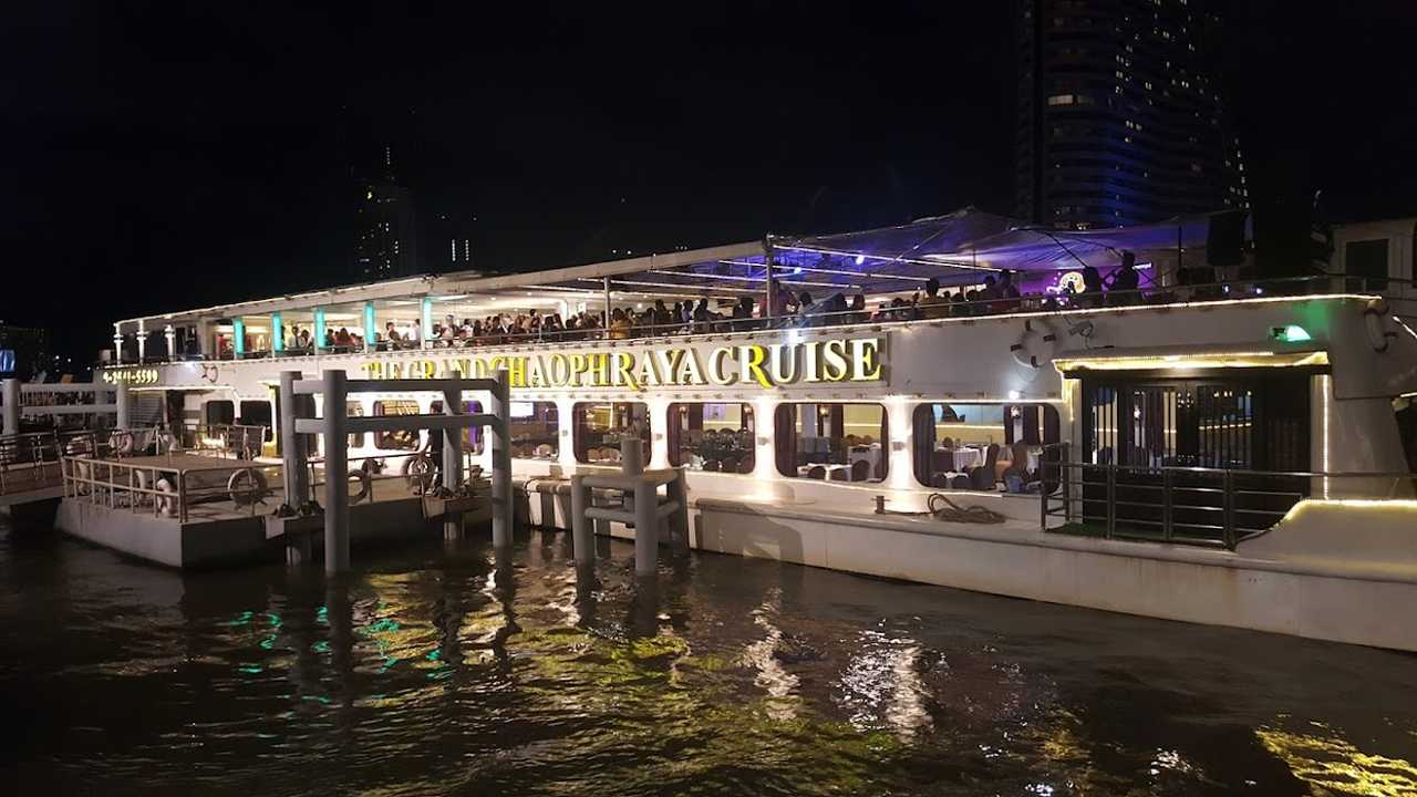 Chaophrayacruise