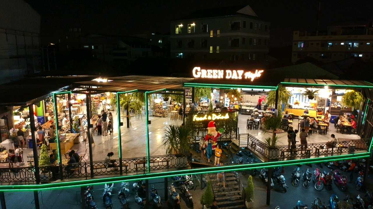 Green Day Night Market