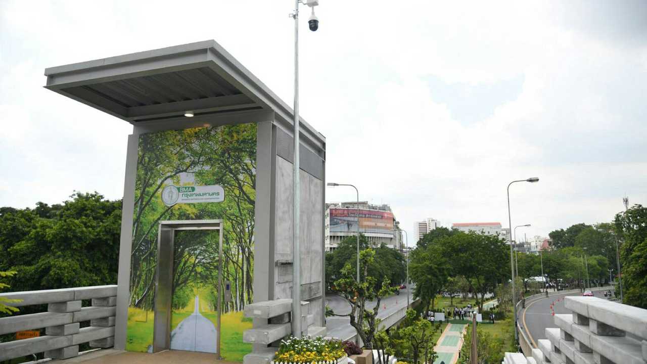 Chao Phraya Sky Park