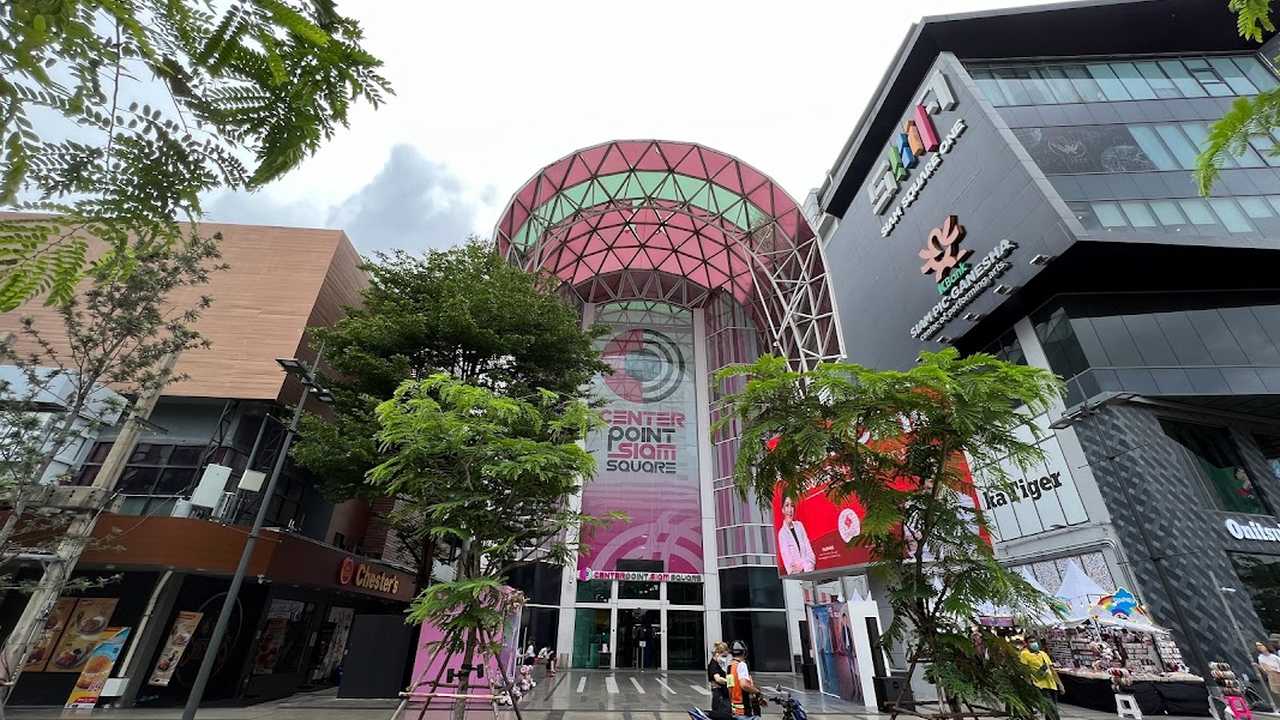 Siam Square One