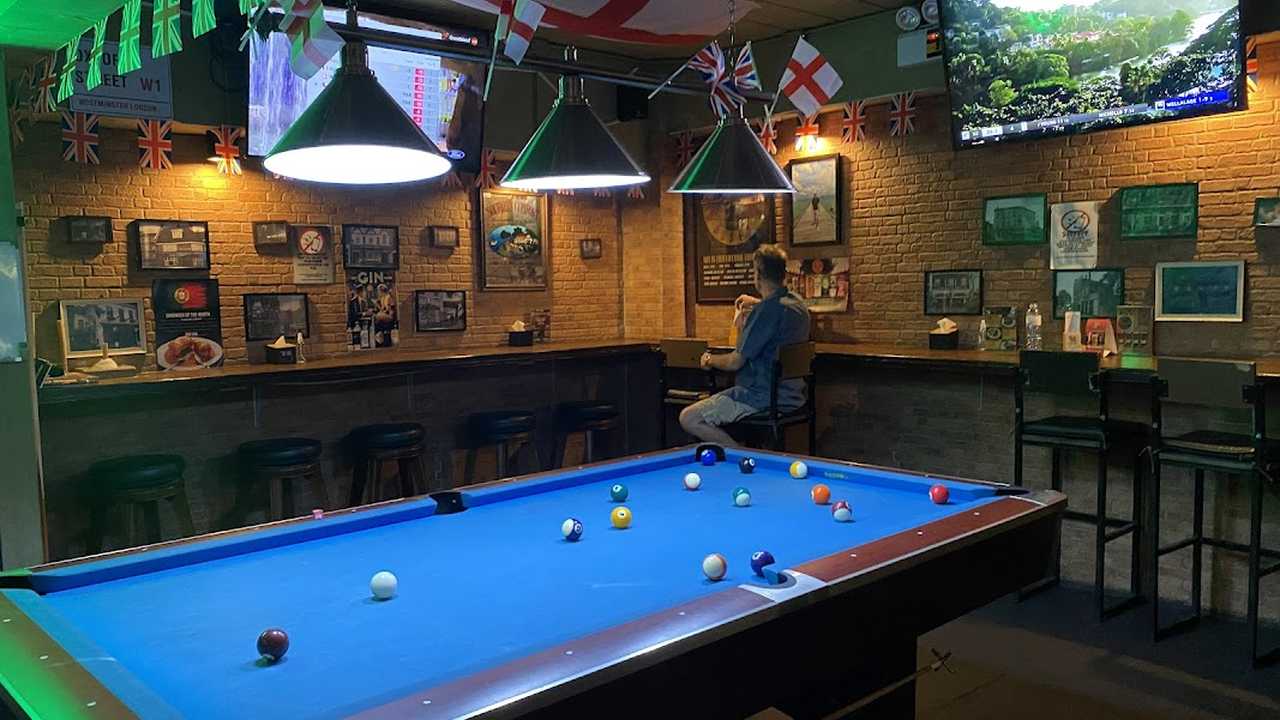 The Old English Pub
