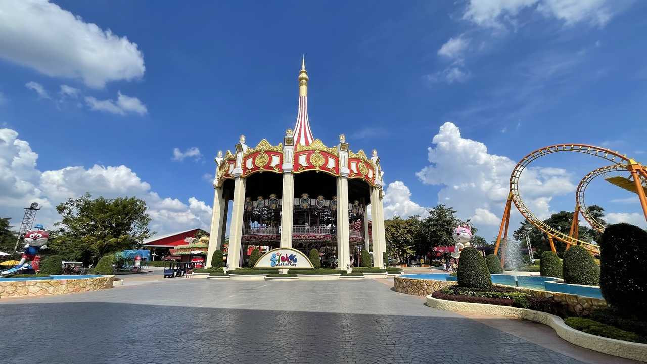 Siam Amazing Park