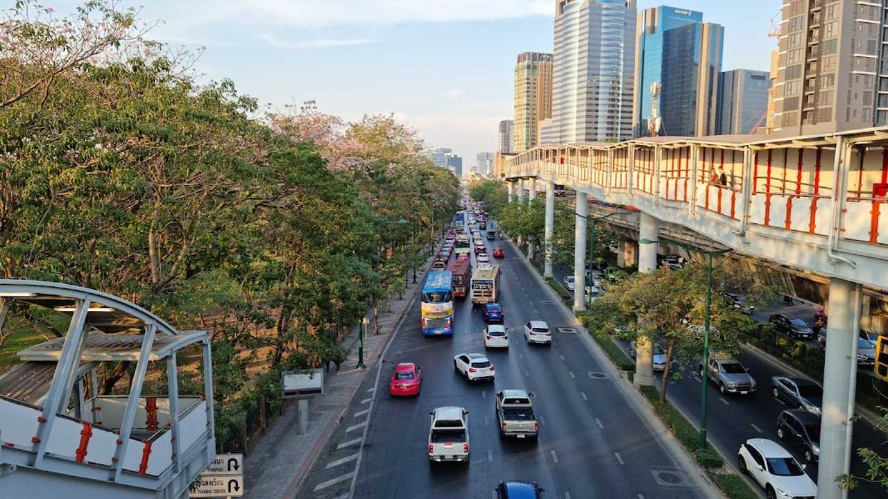 Mo Chit